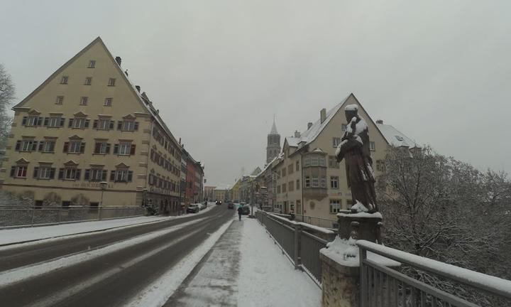 Zur Hochbrucke